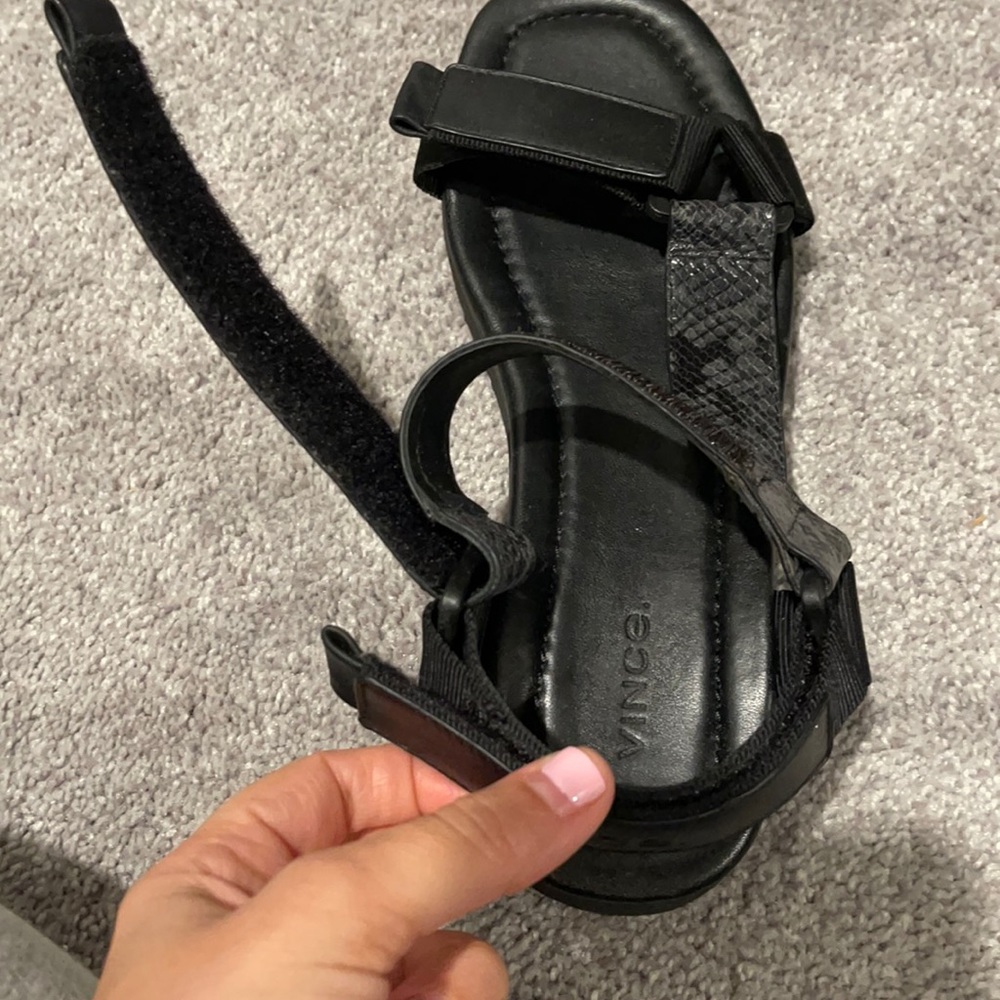 Vince trendy sandals